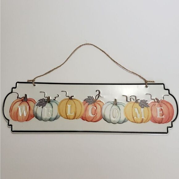 Lot of Autumn Decor - Picture 2 of 8